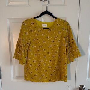 Everly 3/4 Bell Sleeve Mustard Floral Blouse Small